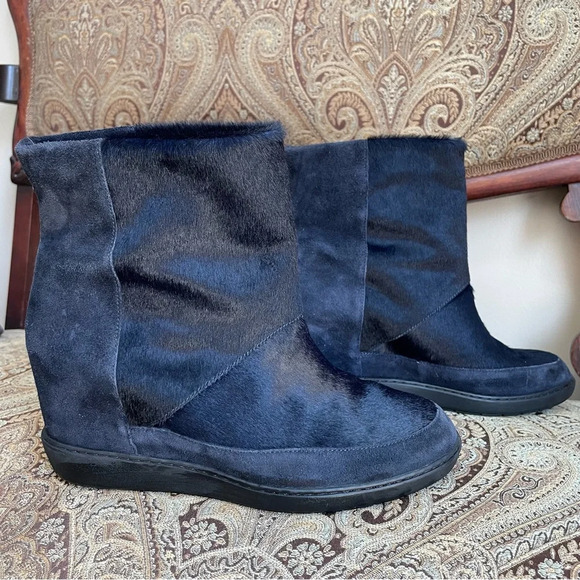 Vince Black Wedge Boots - Picture 3 of 9
